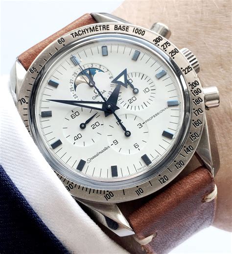 Omega Speedmaster professional specs